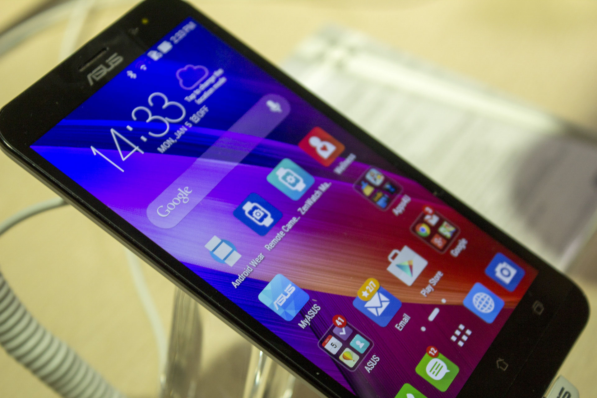Asus Zenfone 2 - Review - Viral Media Today
